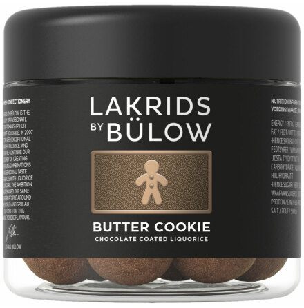 Butter Cookie 2023 - stlakrits med karamelliserad vit choklad och krispig smrkaramell och kanel  Lakrids by Blow